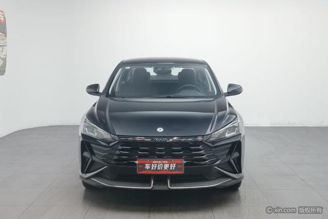 Dongfeng Yixuan 2025 1.5 L ATLuxury — фото 2