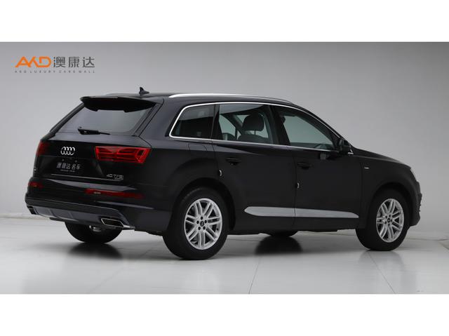 Audi Q7 2018 40 TFSI S line Sport — фото 4