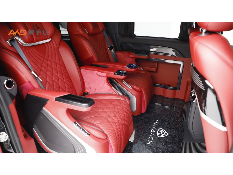 Mercedes-Benz Vito 2024 2.0T Elite 7 мест