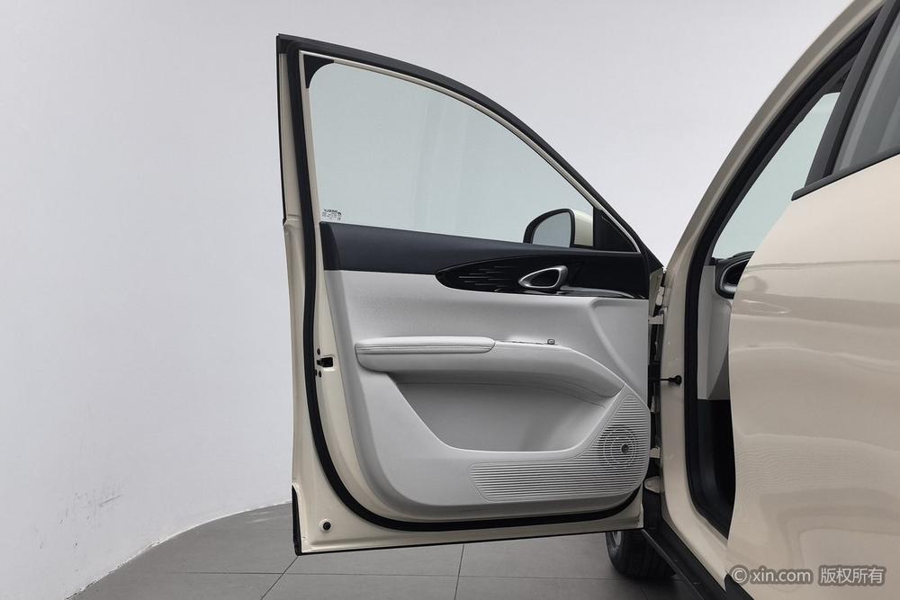 Geely Xingyuan, фото 20