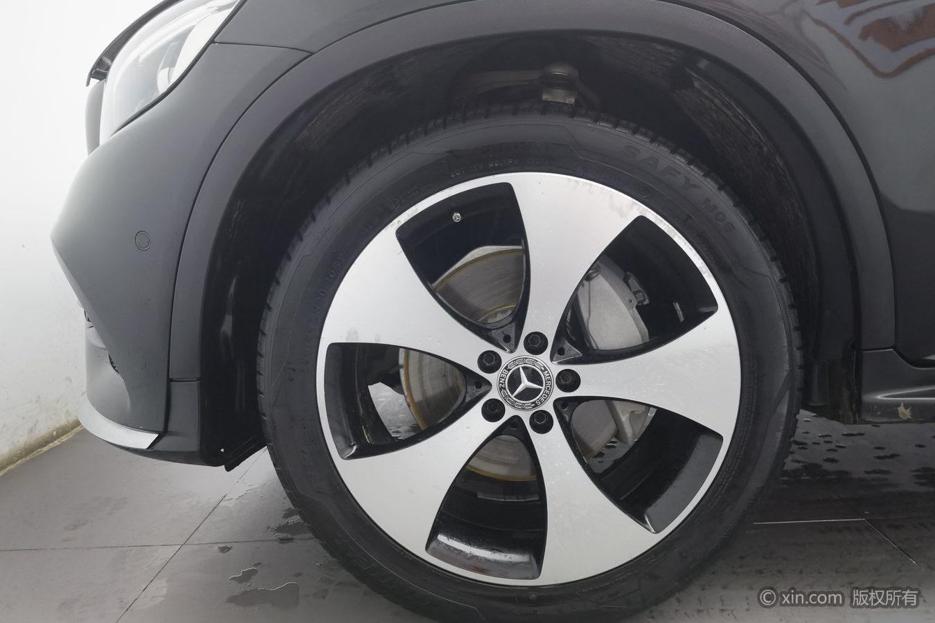 Mercedes-Benz GLC 2018 GLC 300 4MATIC