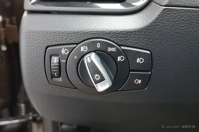 BMW X1 — фото 11