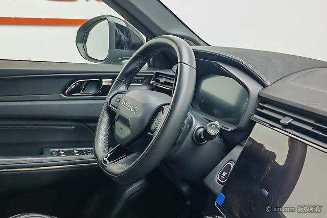 Lynk & Co 01 2021 2.0 TD 4 WD Halo — фото 16
