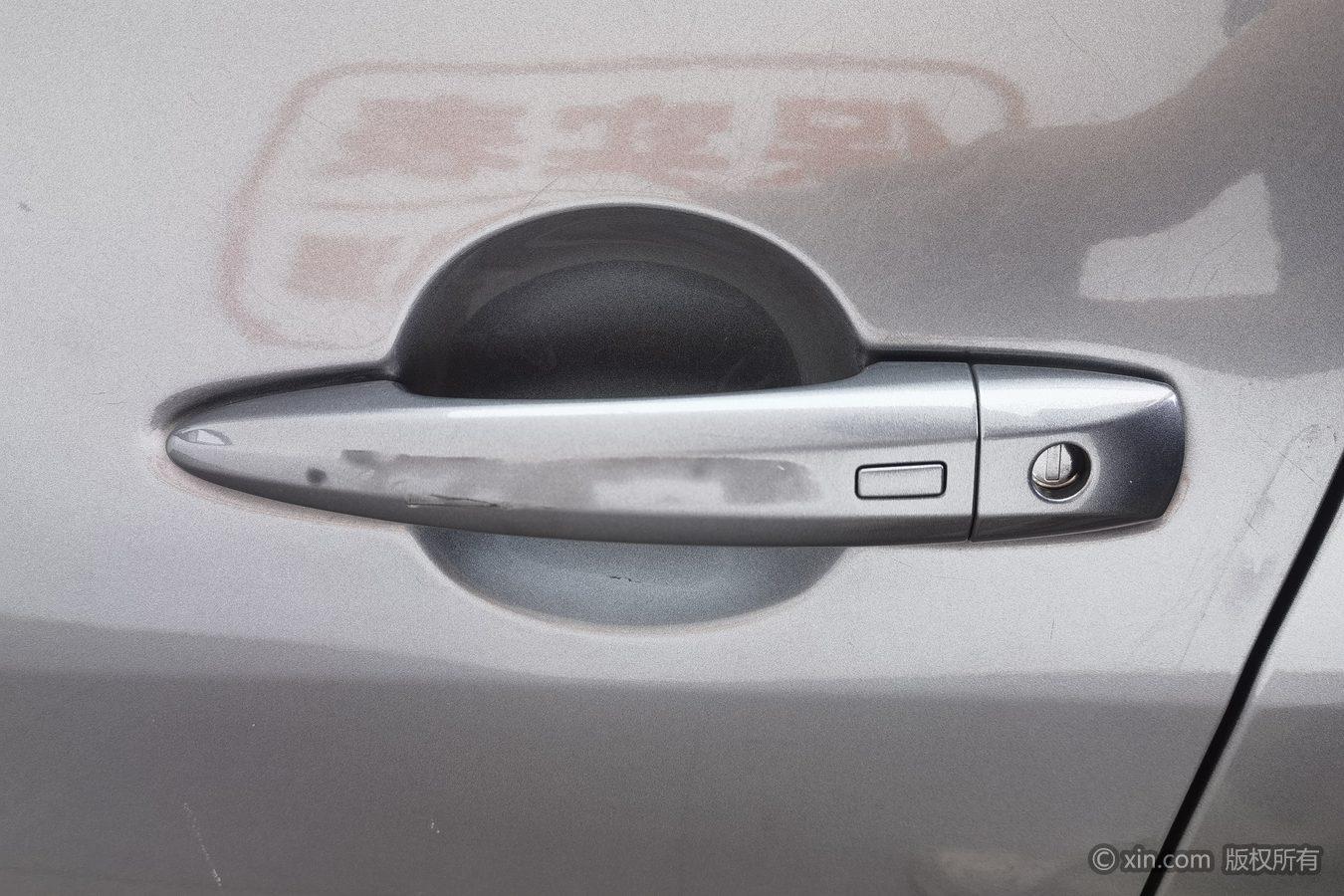 Nissan Xuan Yi id 4453739 из Китая 18