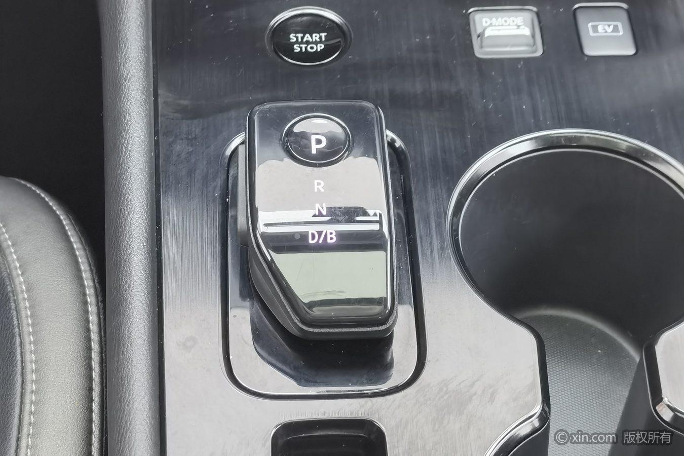 Nissan Xuan Yi id 4453739 из Китая 21