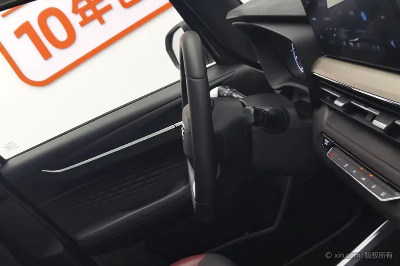 Geely Vision X3 — фото 16