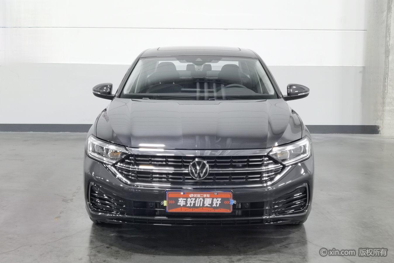 Volkswagen Sagitar 2024 300TSI DSG