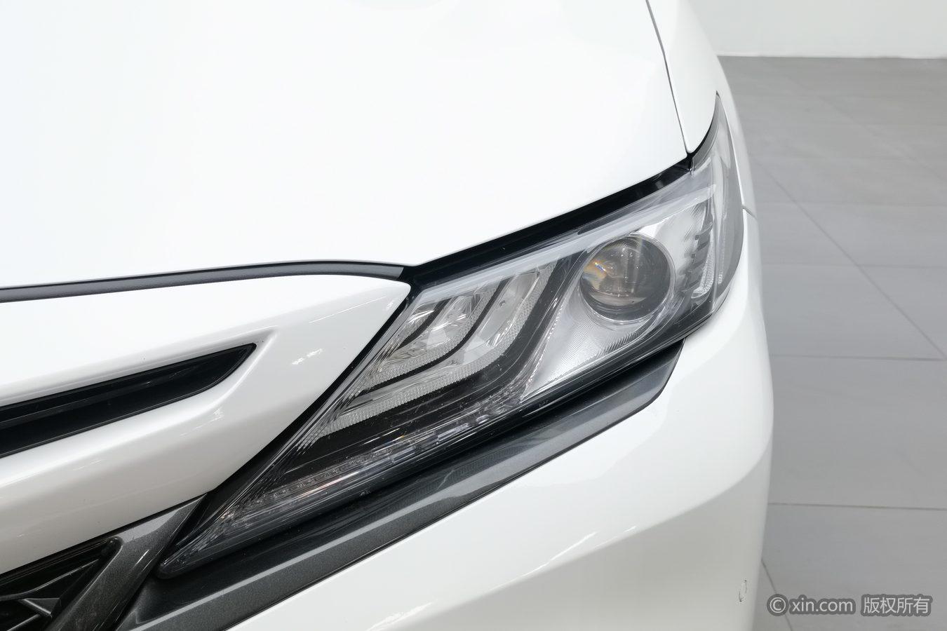 Toyota Camry 2022 2.0S