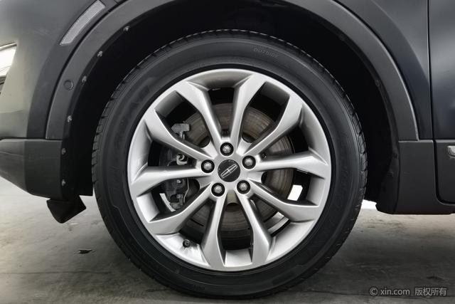 Lincoln MKC 2017 2.0 T 4 WD — фото 8