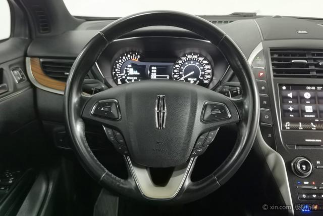Lincoln MKC 2017 2.0 T 4 WD — фото 14