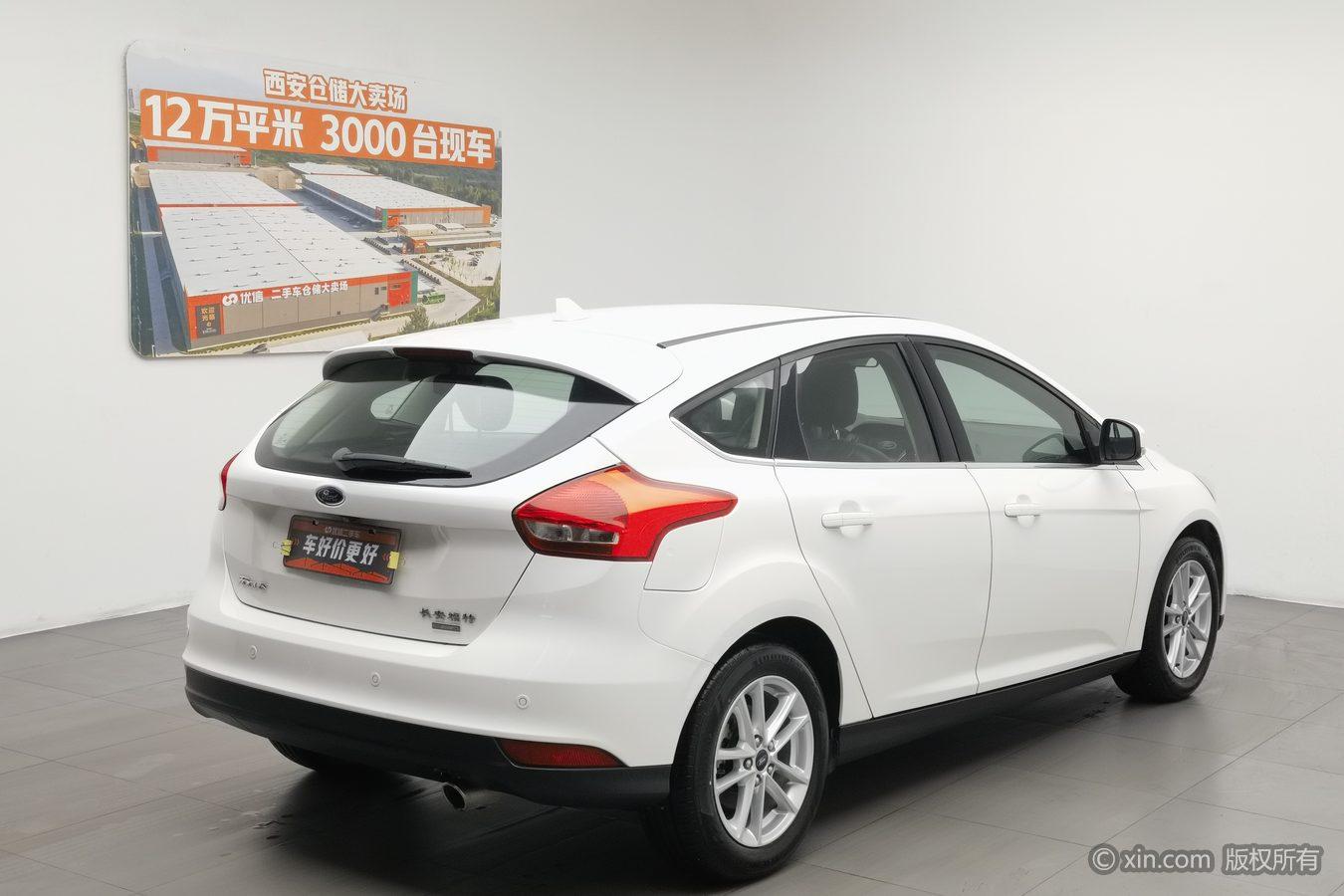 Ford Focus 2018 EcoBoost 180 AT Elite