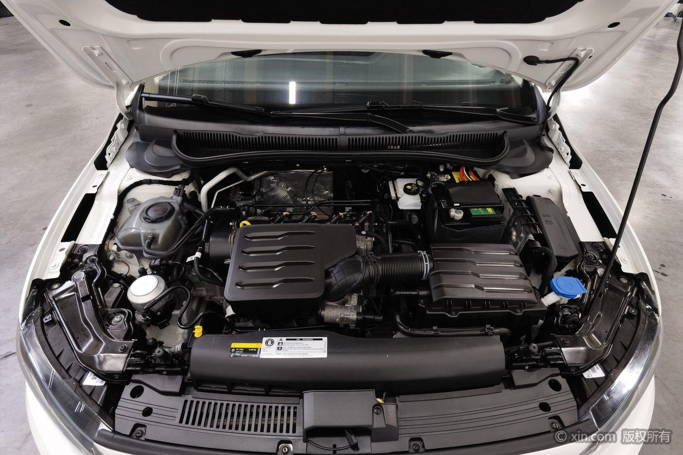 Volkswagen Polo 2021 Plus 1.5L AT