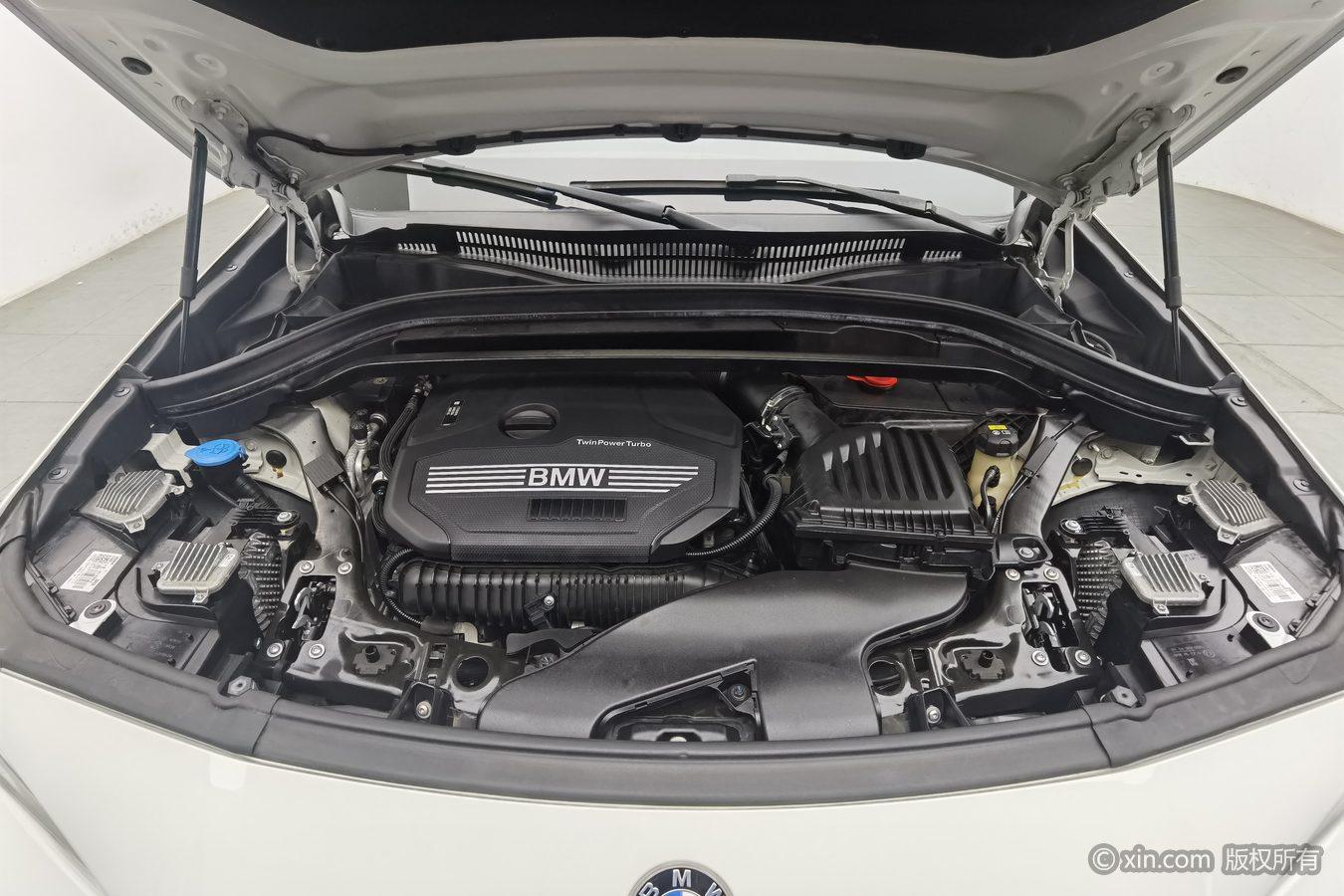 BMW X2 2018 sDrive25i Lead M V