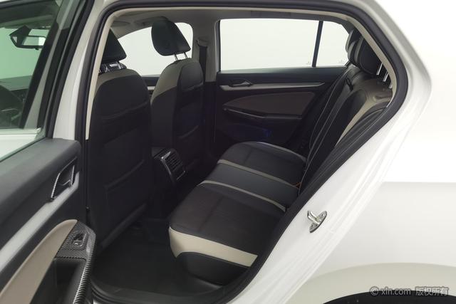 Volkswagen Golf 2021 280 TSI DSG Pro — фото 20