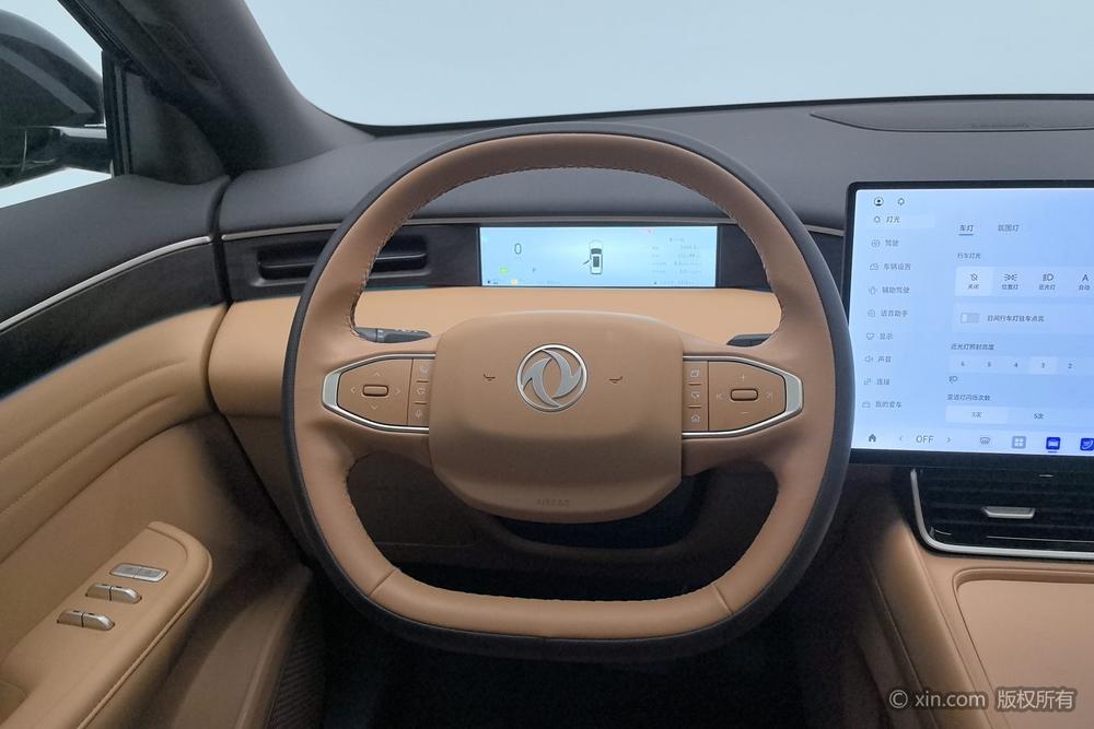 Dongfeng Aeolus L8 PHEV, фото 15
