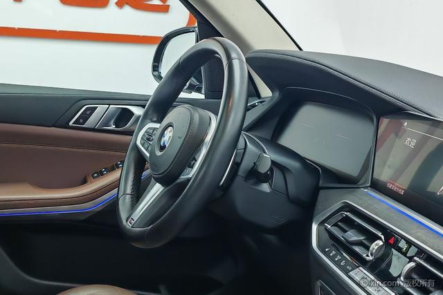 BMW X5 2022 x Drive 30i M — фото 11