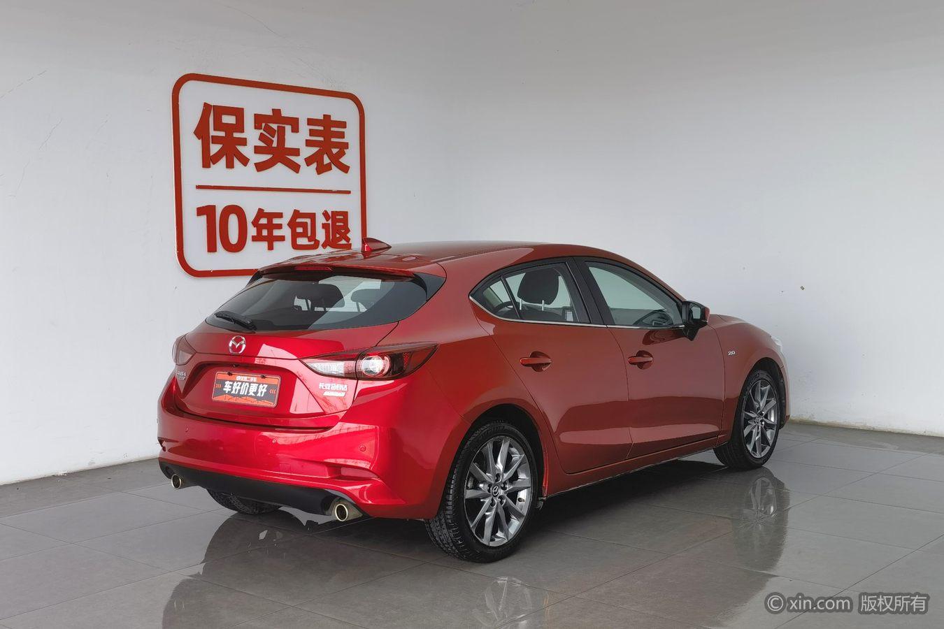 Mazda Mazda3 3 2017 2.0L AT Luxury V