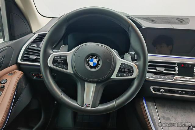 BMW X5 2020 x Drive 30i M — фото 14