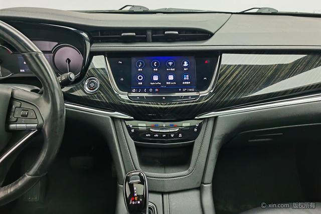 Cadillac XT6 2021 28 T 4 WDLuxury — фото 13