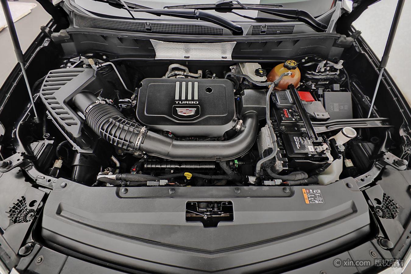 Cadillac XT6 2021 28T мест Luxury