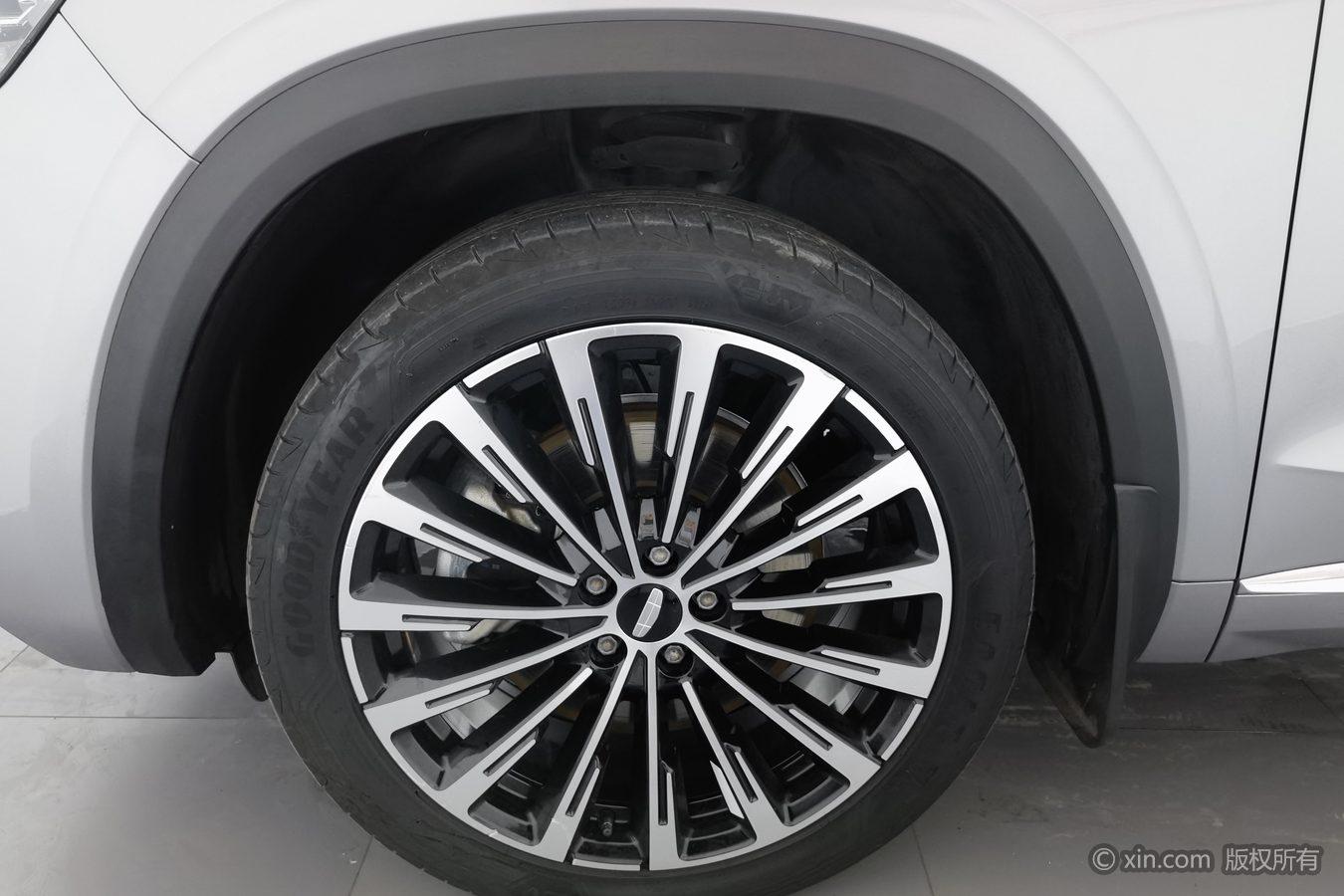 Geely Monjaro L 2025 2.0TD AT