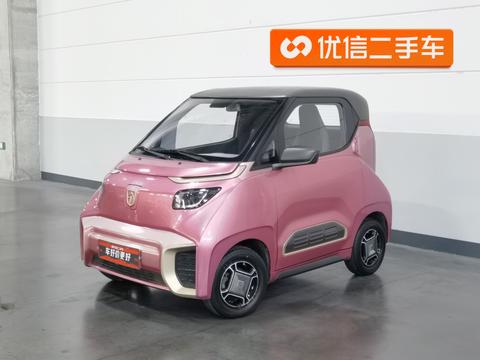 Baojun E200