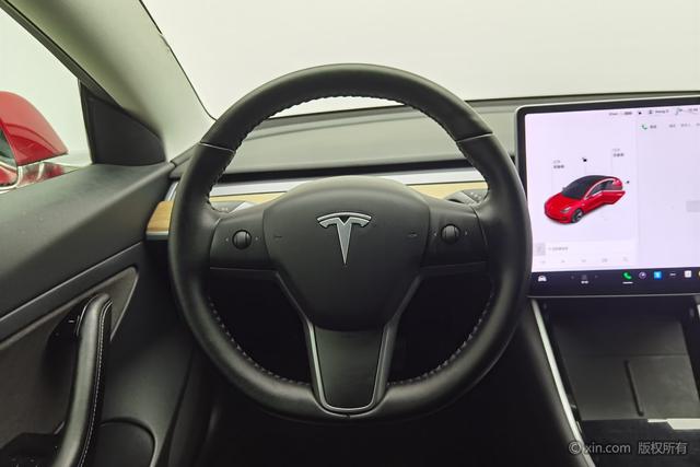 Tesla Model 3 2020 — фото 13