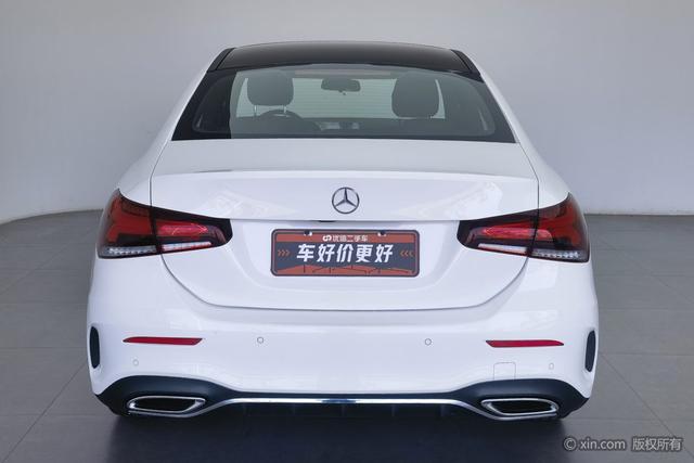 Mercedes-Benz A-Class 2022 A 200 L — фото 3