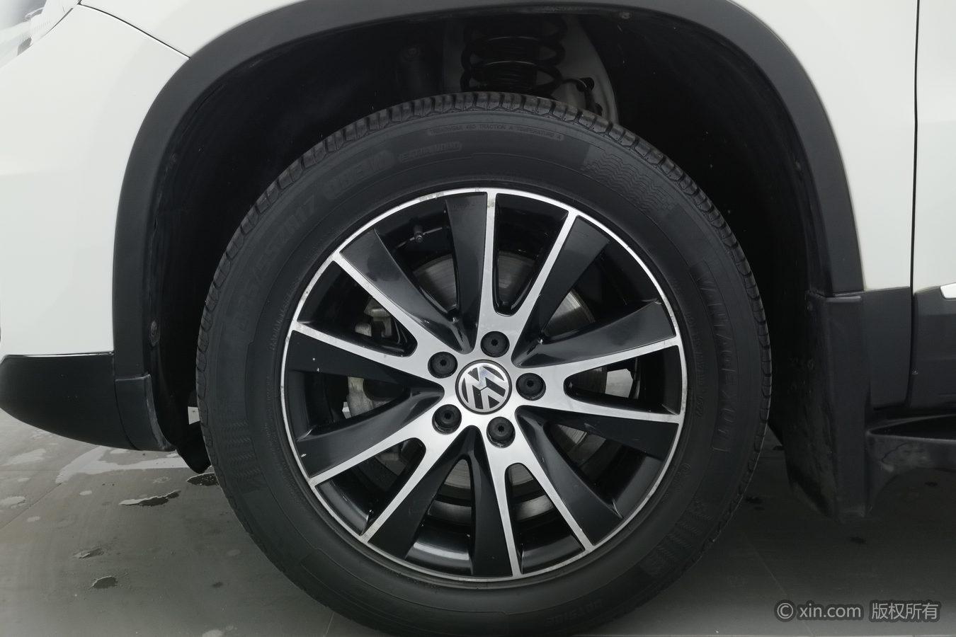 Volkswagen Tiguan 2013 1.8TSI AT Luxury
