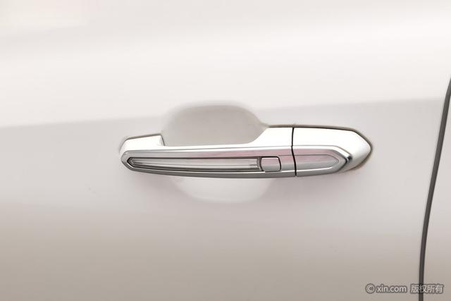Cadillac XT4 2020 28 T 2 WDLeading — фото 9