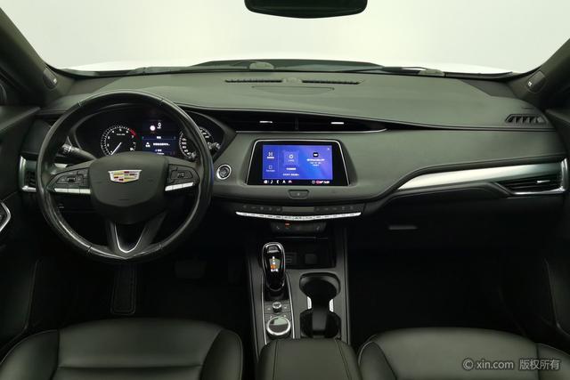 Cadillac XT4 2020 28 T 2 WDLeading — фото 12