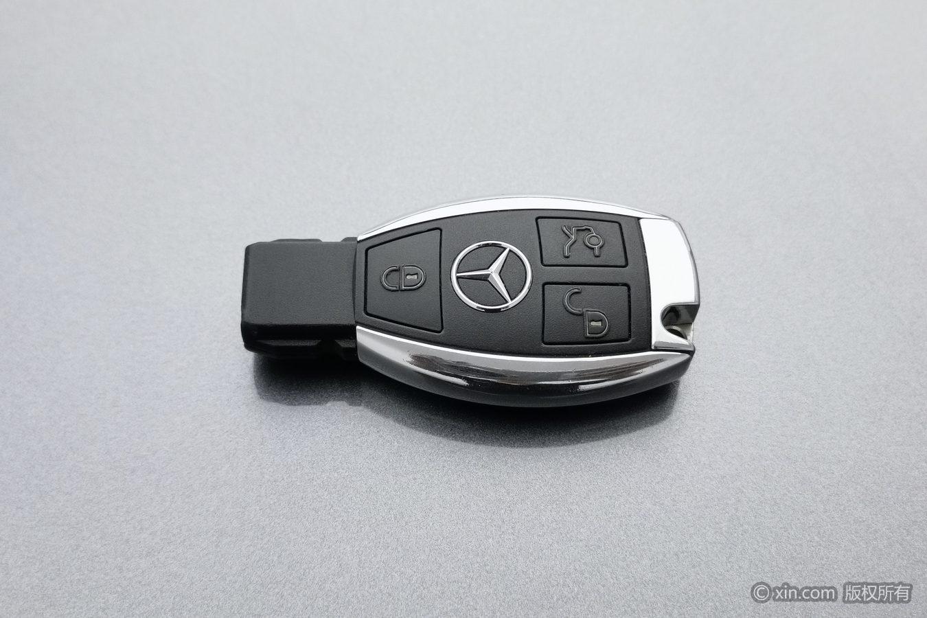 Mercedes-Benz GLC 2016 GLC 300 4MATIC