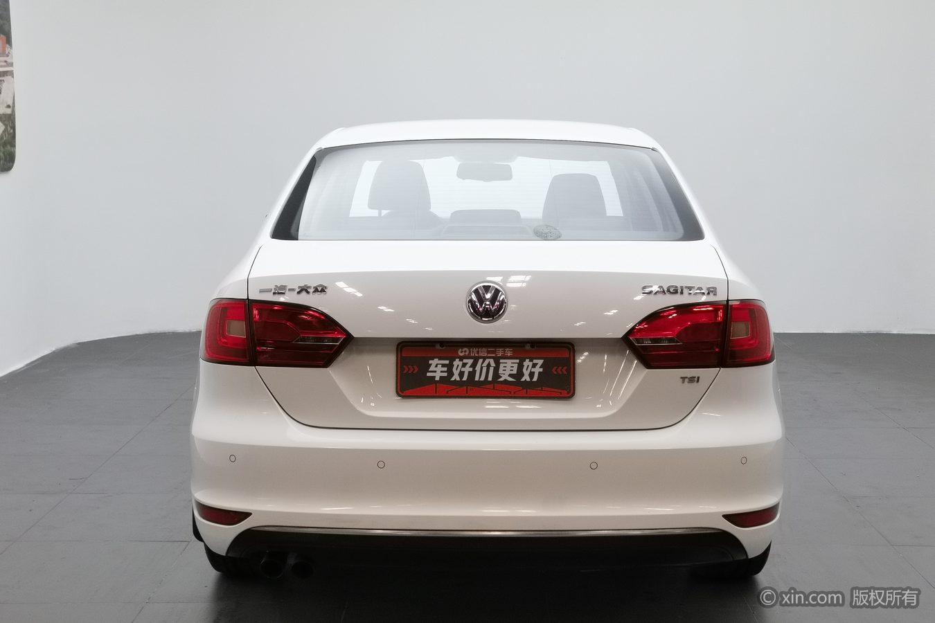 Volkswagen Sagitar 2014 1.4TSI MT Luxury