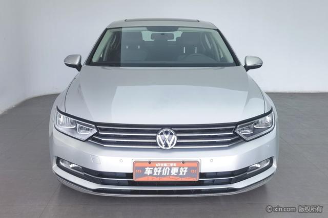 Volkswagen Magotan 2017 330 TSI DSG Leading — фото 2