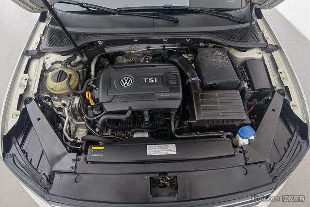 Volkswagen Magotan 2017 330 TSI DSG Leading — фото 5