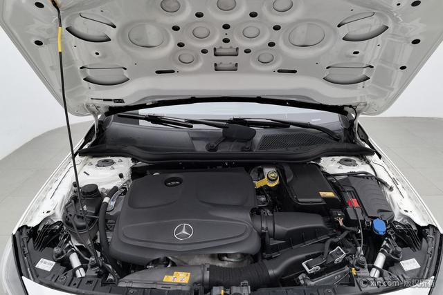 Mercedes-Benz GLA 2016 GLA 200 — фото 5