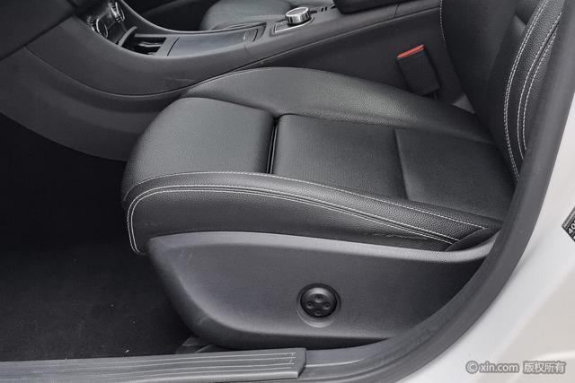 Mercedes-Benz GLA 2016 GLA 200 — фото 10