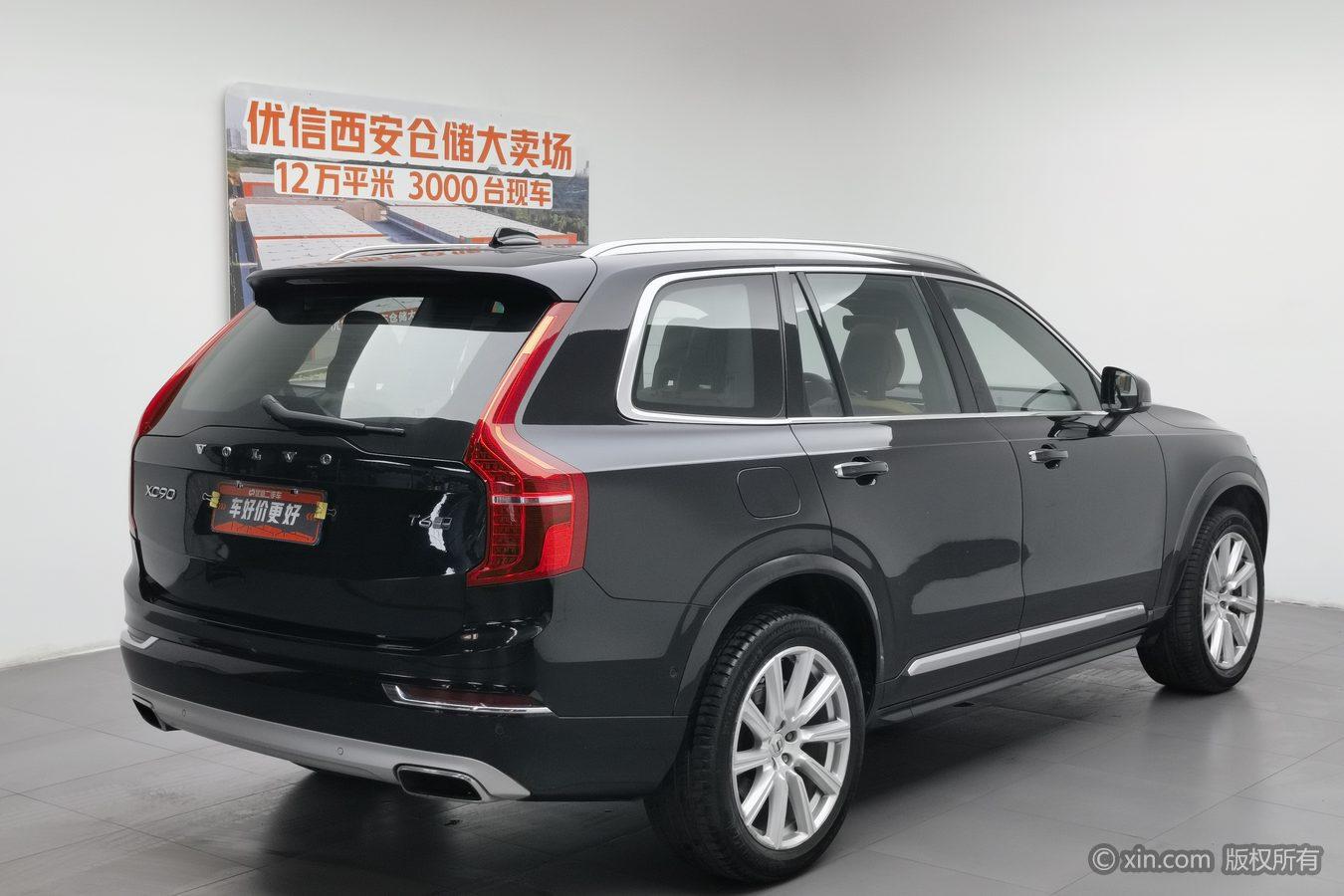 Volvo XC90 2017 T6 5 мест