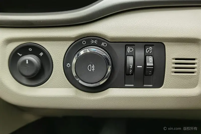 Buick Excelle — фото 11