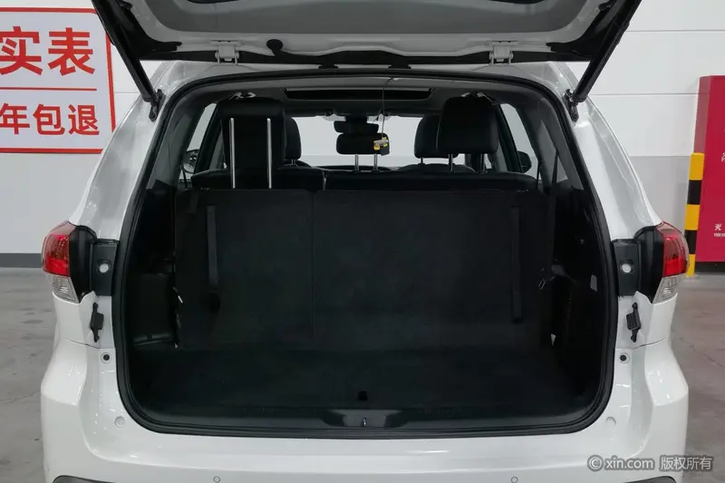 Toyota Highlander — фото 18