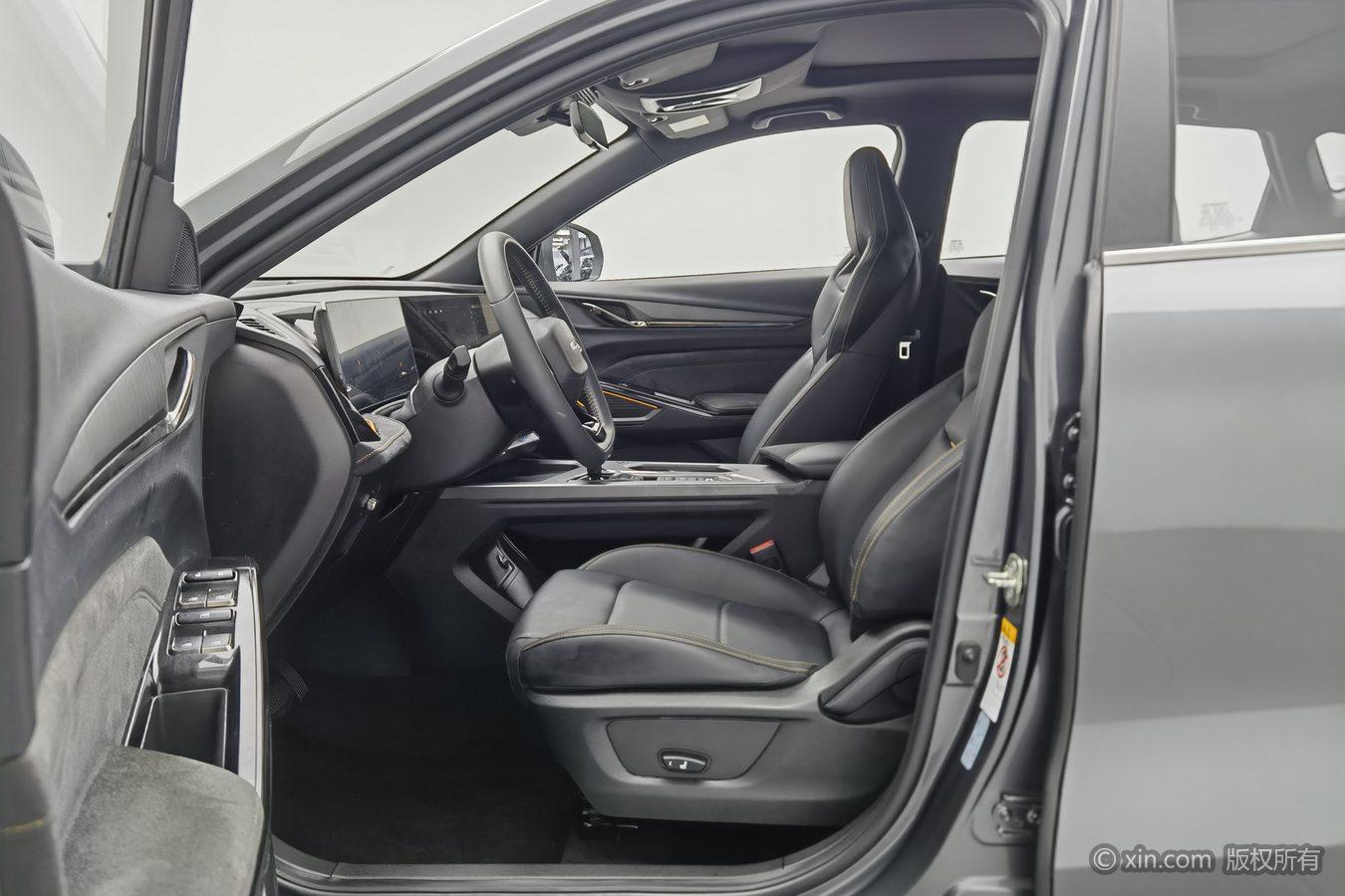 Changan Oshan X5 PLUS 2023 1.5T DCT zhuo yue xing