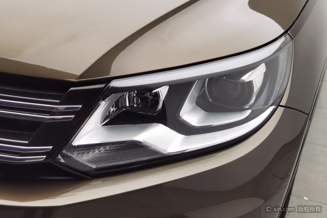 Volkswagen Tiguan 2016 300 TSI AT 2 WD — фото 7