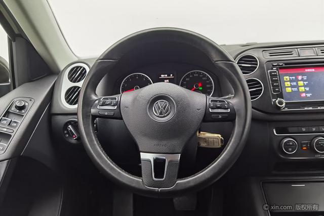 Volkswagen Tiguan 2016 300 TSI AT 2 WD — фото 13