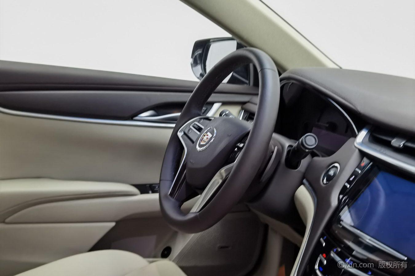 Cadillac XTS 2015 28T Комфорт