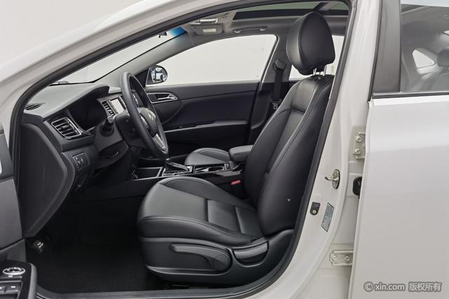 Hyundai Mistra 2016 1.6 T AT GLS — фото 17