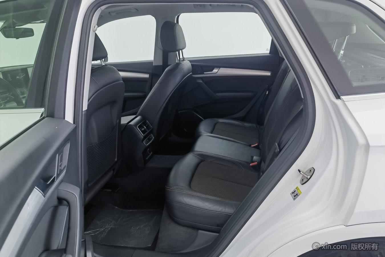 Audi Q5L id 4451678 из Китая 21