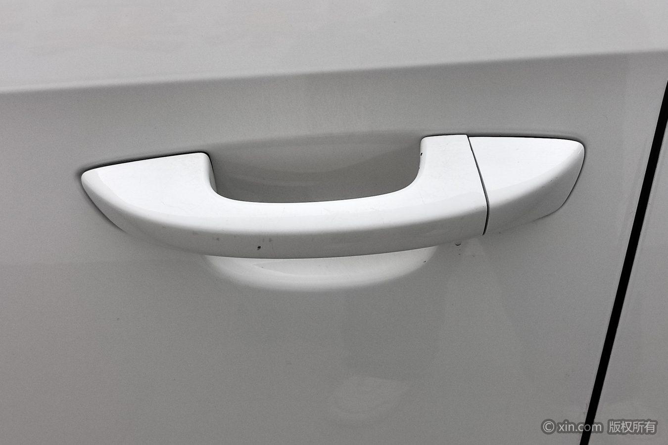 Volkswagen Gran Lavida 2015 1.6L AT Comfort