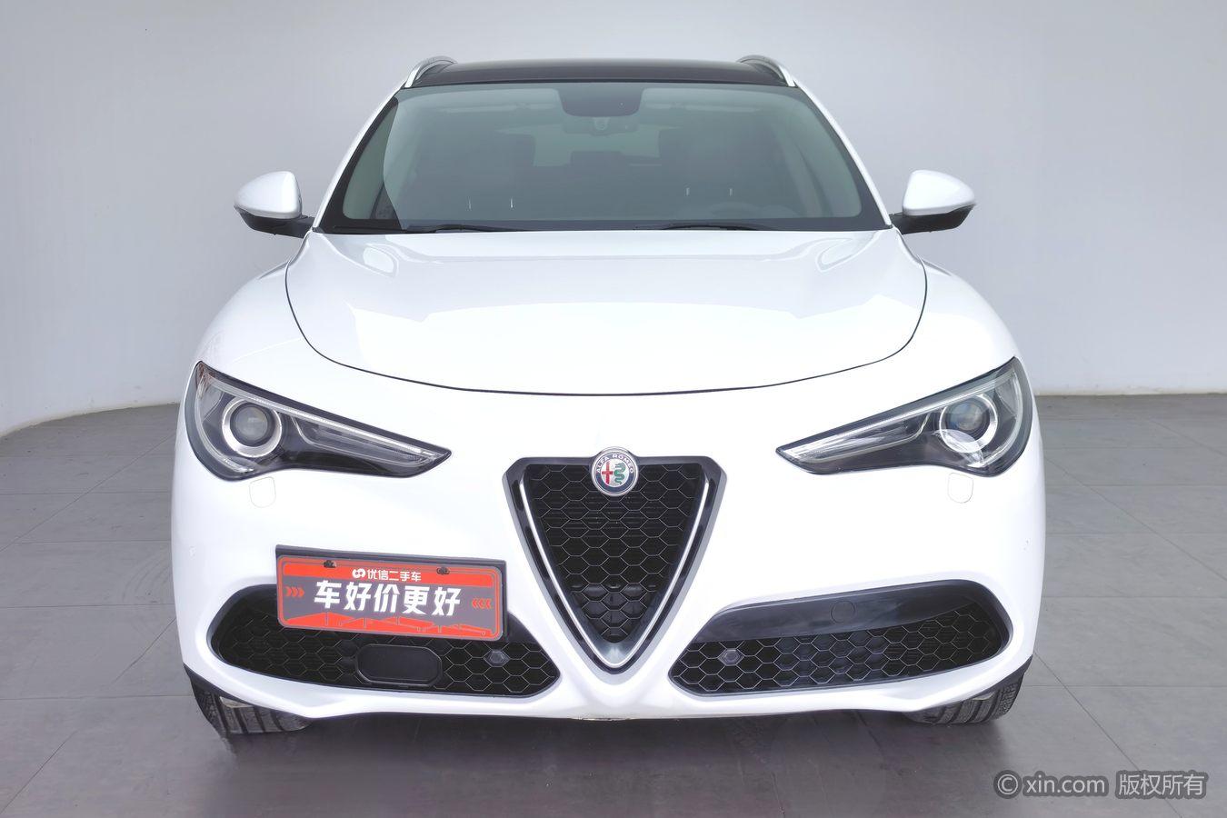 Alfa Romeo Stelvio 2017 2.0T 200HP Luxury