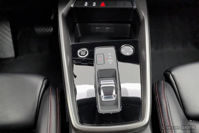 Audi A3 2021 A 3 L Limousine 35 TFSI Sport — фото 15