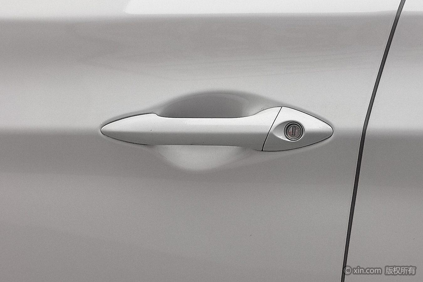 Hyundai Elantra 2015 1.6L AT Fashion